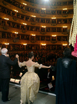 alescalamidj0.jpgのサムネール画像