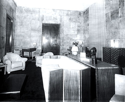 4tO9nkkJLk38cd1qyorPUQwCo1_r1_500.jpgのサムネール画像